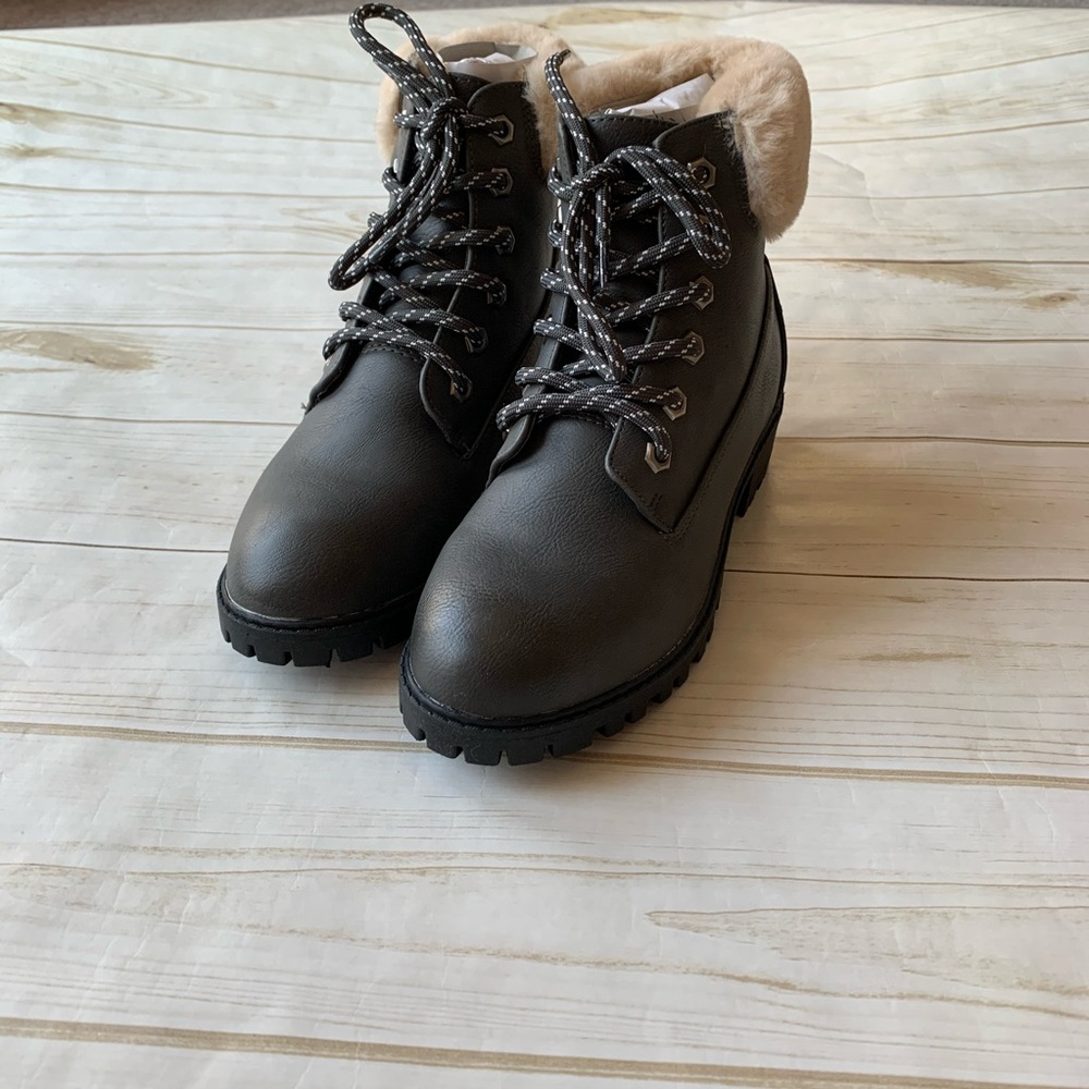 Madden Girl Frankie Ankle Boots Gray